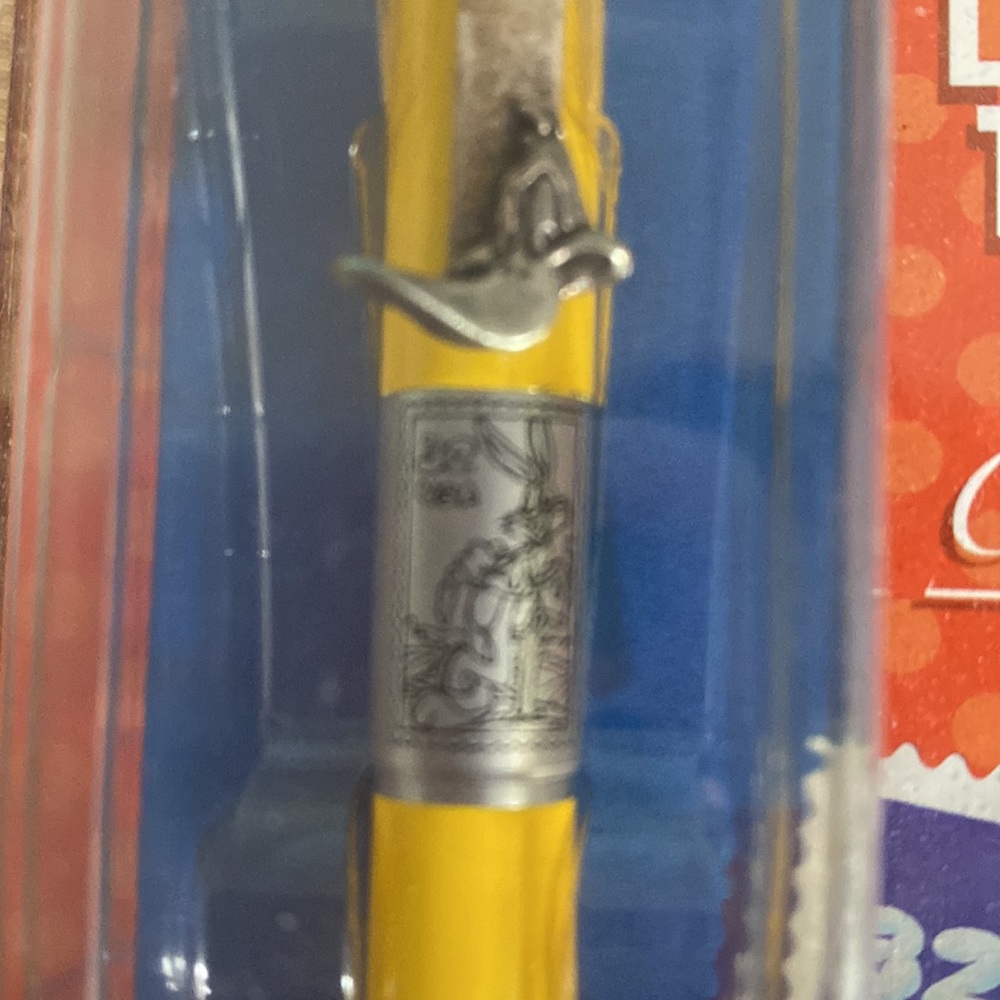 ~ Warner Bros~  Vintage 1997 Looney Tunes Daffy Duck/Bugs Bunny Collector’s Pen